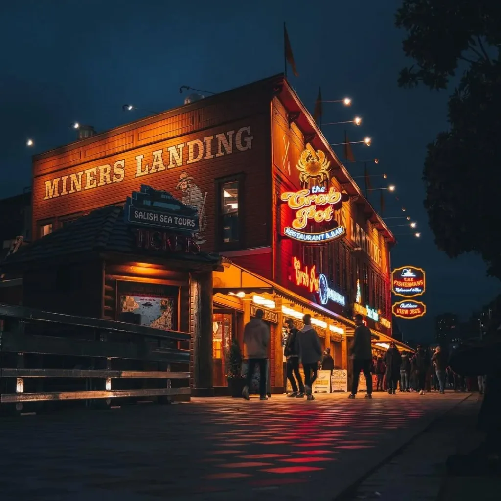 Dining at Miners Landing (Pier 57)