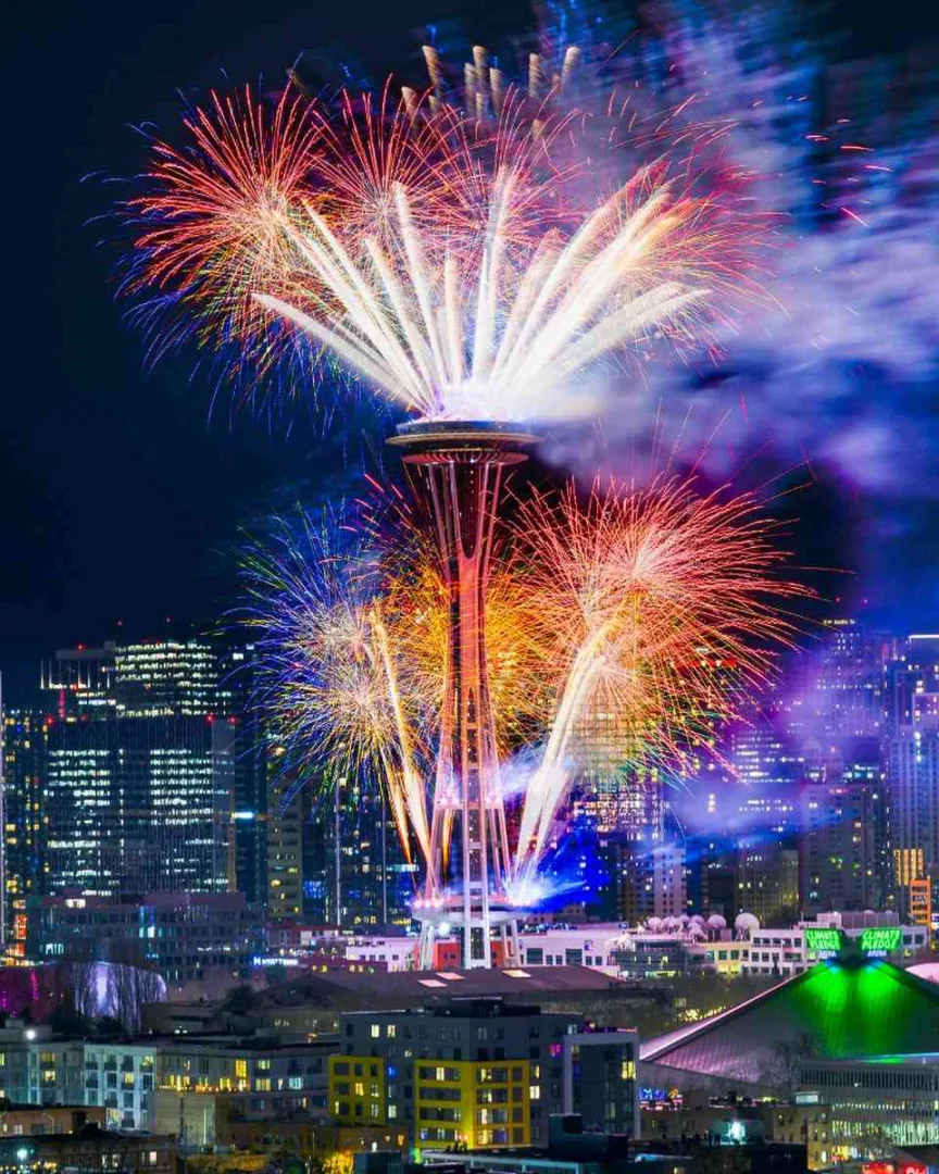 Kerry Park Seattle Fireworks - Special Events and Celebrations