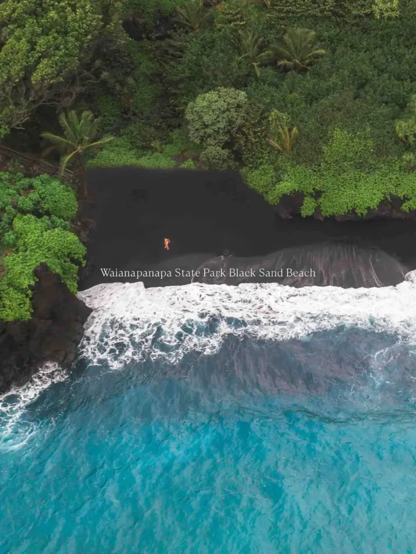 Wai'ānapanapa State Park — Black Sand Beach