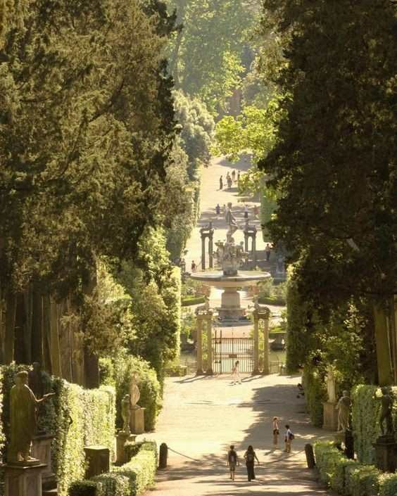 Stroll Boboli Gardens