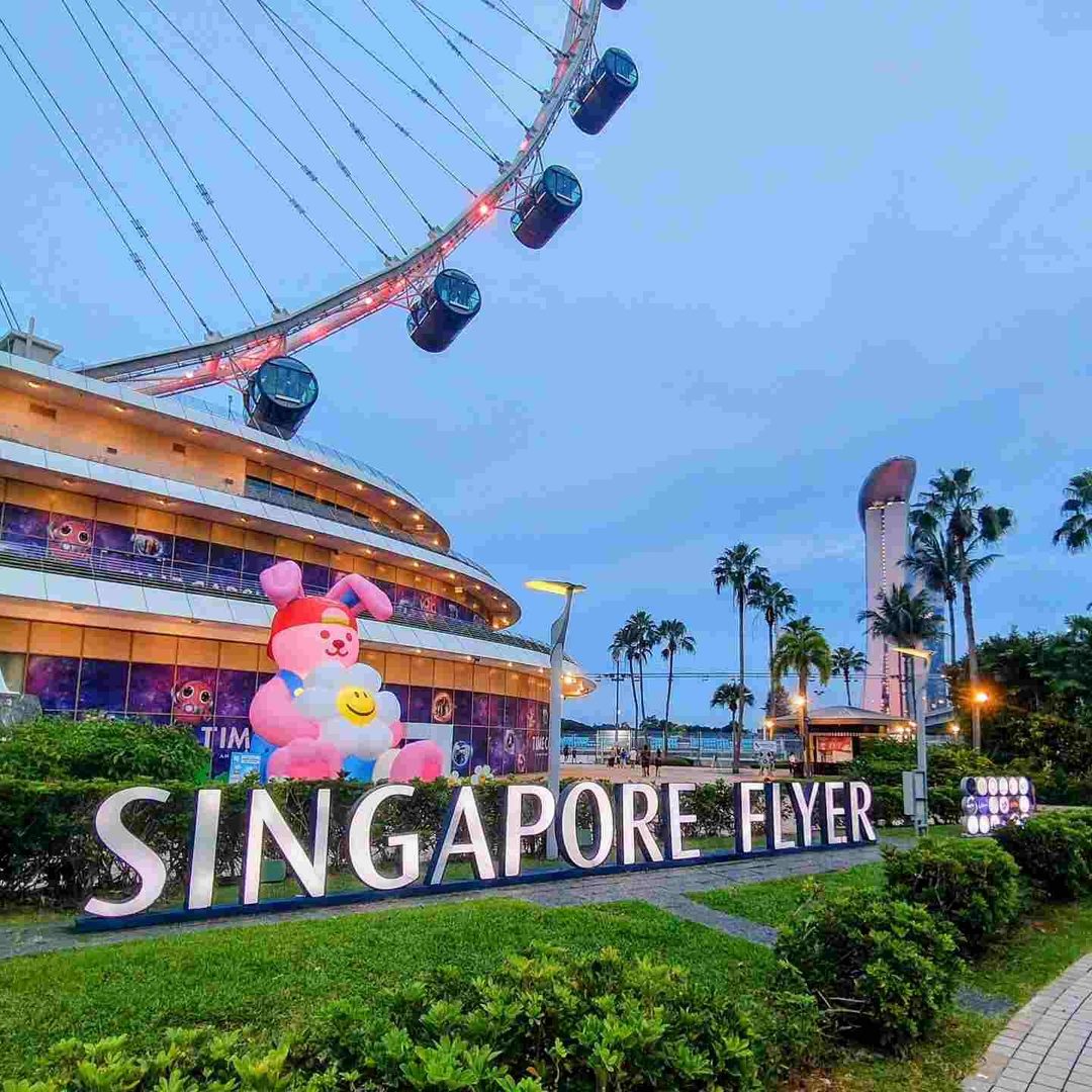 Ride the Singapore Flyer