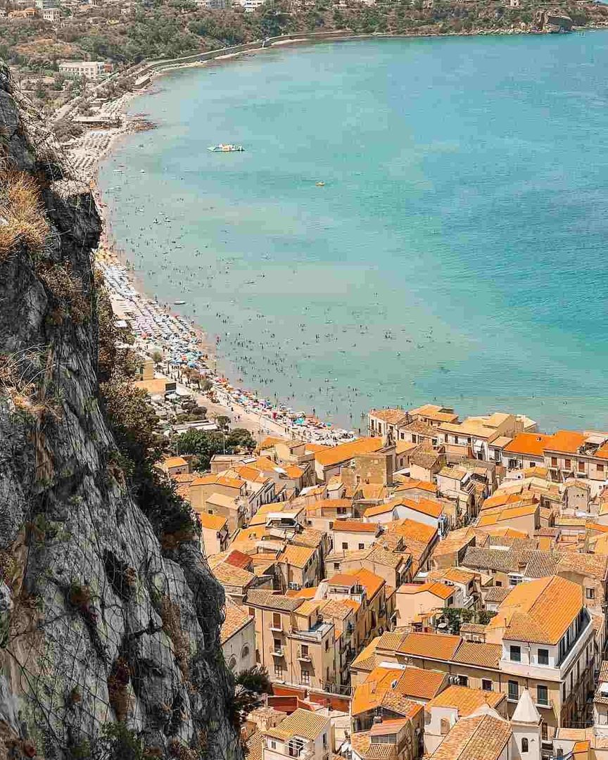 Cefalù Rooftop Views