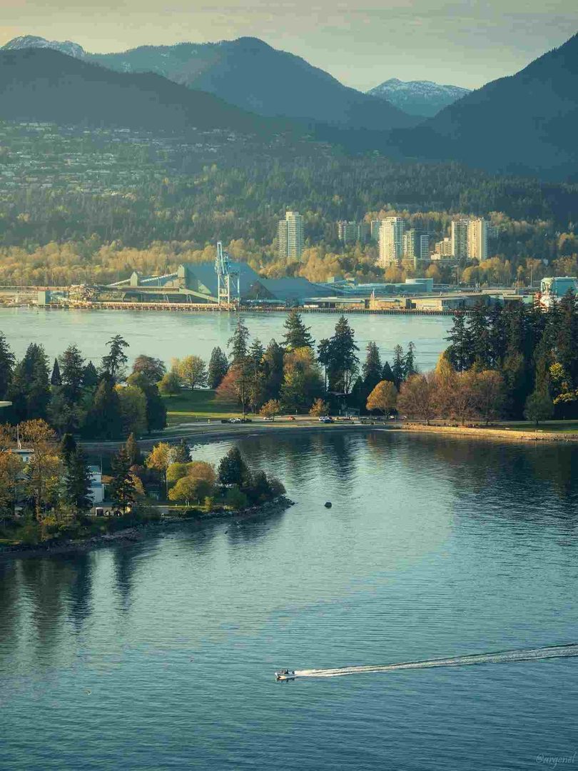 Cycle Around Stanley Park