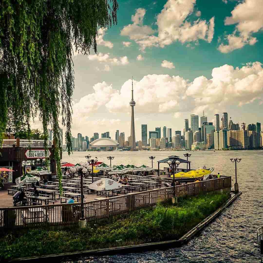 See the Toronto Islands